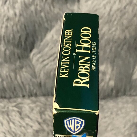 Robin Hood Prince of Thieves (VHS Tape 1991) Kevin Costner VHS - Picture 4 of 5
